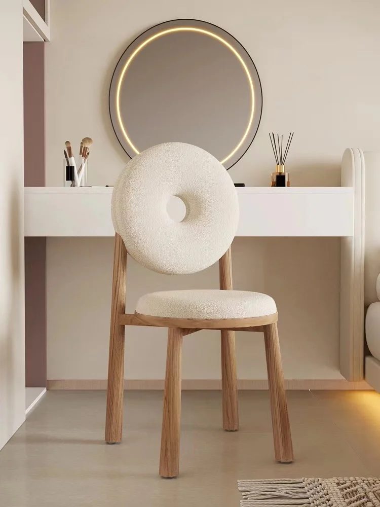 Valgomojo Kėdė Paprasta Modernių Kėdžių Ėriukų Vilna Laisvalaikio Kėdė Makiažas Padažu Išmatose Uosio Medžio Spurgos0
