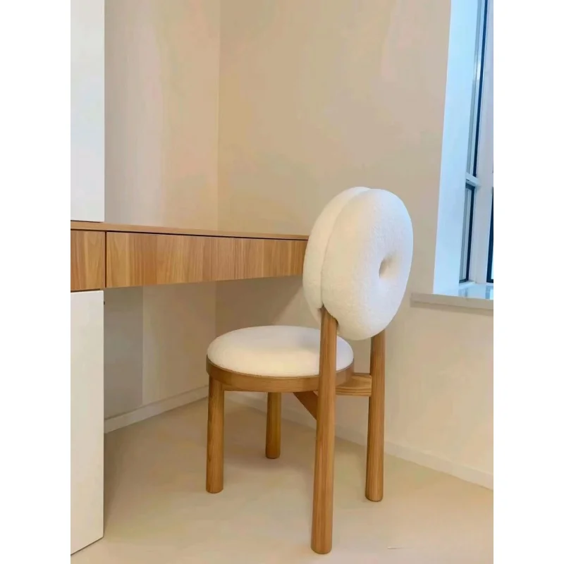 Valgomojo Kėdė Paprasta Modernių Kėdžių Ėriukų Vilna Laisvalaikio Kėdė Makiažas Padažu Išmatose Uosio Medžio Spurgos1